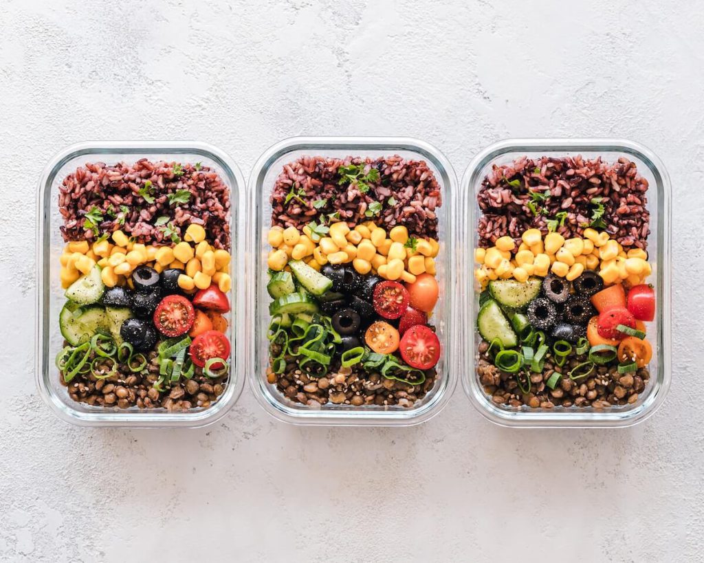 vegetarische meal prep in drie bakjes