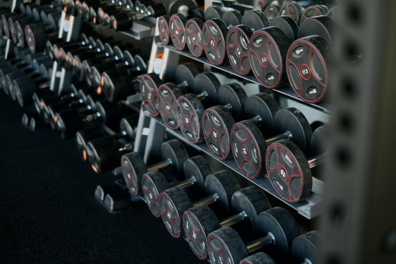 dumbbells die gebruikt worden voor supersets