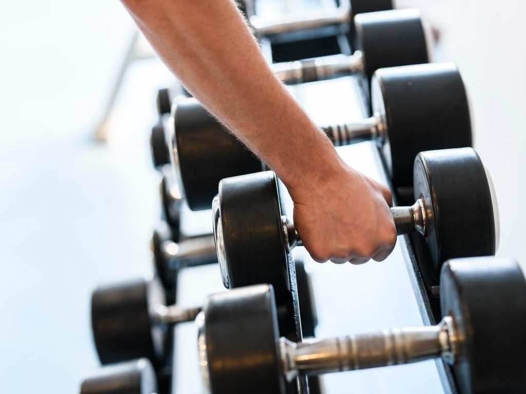 Gezonder en sterker worden? Zo begin je met professionele kracht- en conditietrainingen